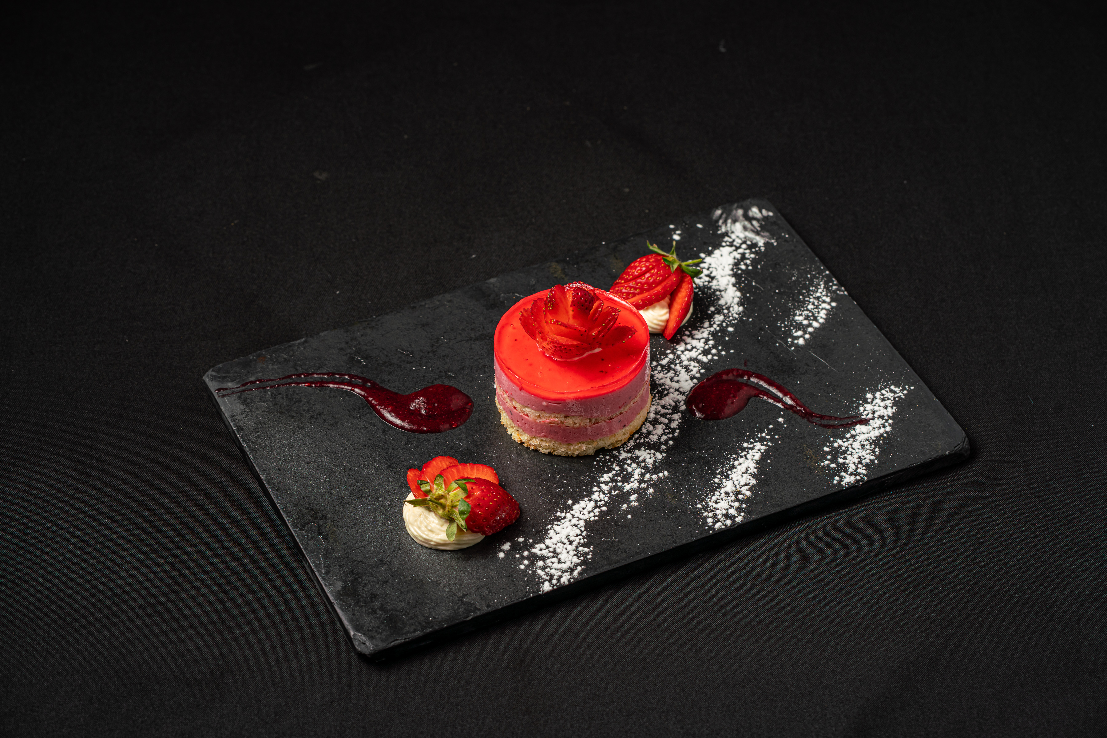 STRAWBERRY AND COCONUT MOUSSE CAKE