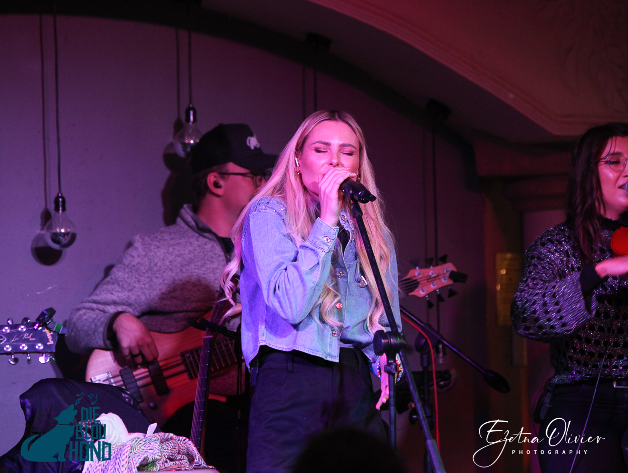 Karlien van Jaarsveld - Julie '24